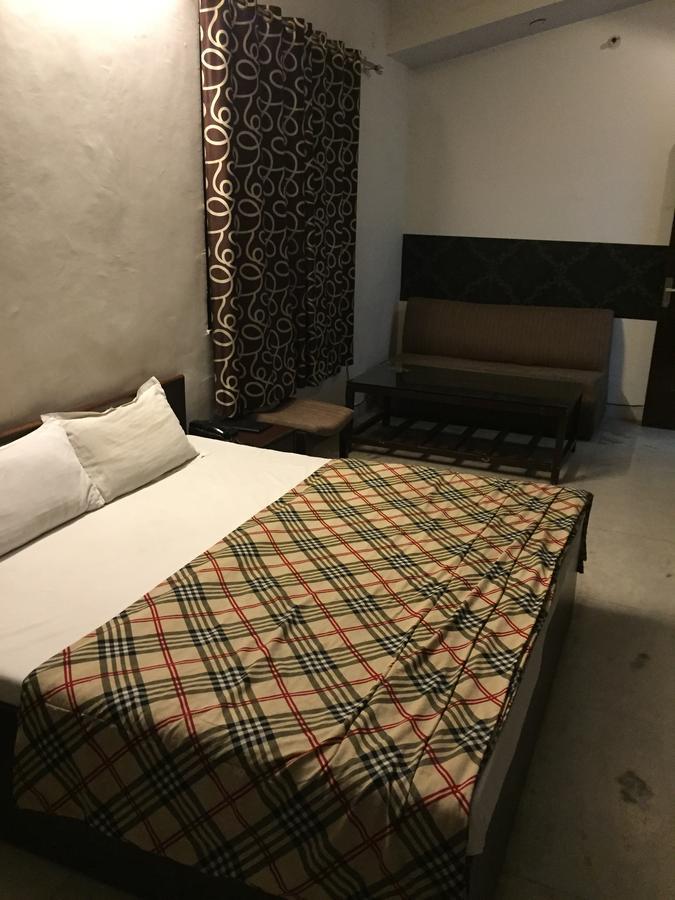 Hotel Invitation Inn Faridabad Exterior photo